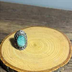 Elegant Silver and Amazonite Gemstone Ring